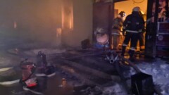 В Актюбинской области произошёл крупный пожар на вещевом рынке "Алан"