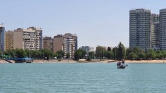В Алматы водолазы ищут мужчину, который мог утонуть в озере Сайран