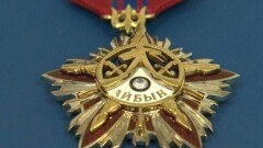 Токаев посмертно наградил погибшего во время беспорядков офицера Сандибека Хаирова