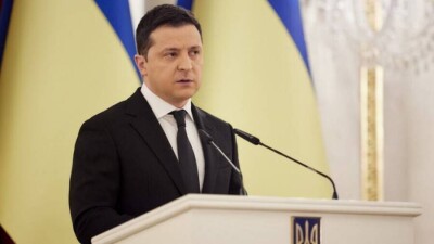 Зеленский: Военные с чужими флагами на нашей территории не нужны