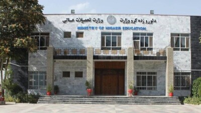 Талибы призвали покинувших Афганистан преподавателей вернуться в страну