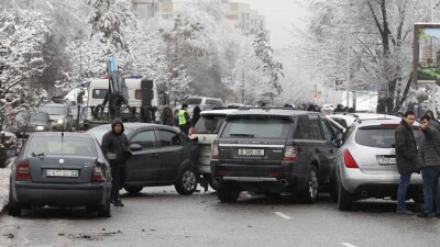 25 ДТП произошло в Алматы из-за гололёда