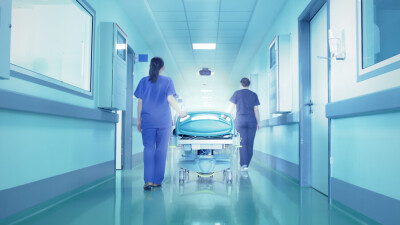 В Алматы у онкобольной после операции в КазНИИ заподозрили КВИ, её перевели в ковидный стационар