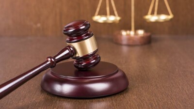 Суд Нур-Султана восстановил на работе учительницу, которую уволили за аморальное поведение