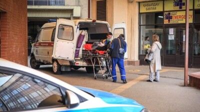В Туркестане уволили водителя скорой помощи за то, что он ночью пел, включив громкоговоритель