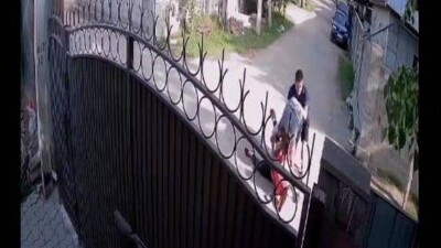 Полиция Алматы задержала мужчину, который жестоко избил свою мать