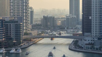 ОАЭ отменят выходной в пятницу с 2022 года