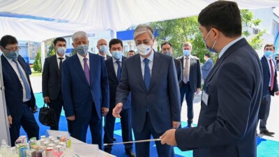 Касым-Жомарт Токаев поручил ускорить темпы вакцинации в Алматинской области