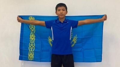 Казахстанский теннисист Зангар Нурланулы стал лидером чемпионской гонки Junior Masters