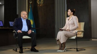 Уразалин о неприятном запахе в Актобе: Надо построить новую систему канализации