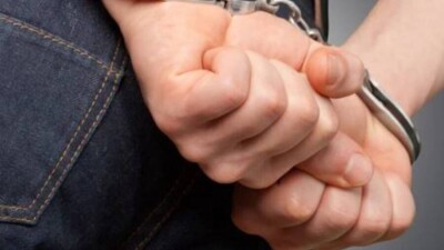 Полиция Алматы задержала подозреваемого в краже зеркал с автомобиля главы банка