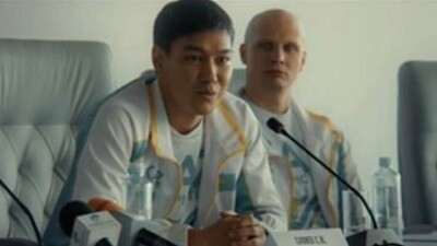 Акан Сатаев опубликовал трейлер фильма про боксёра Серика Сапиева