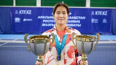 Жибек Куламбаева и Тимофей Скатов стали чемпионами Казахстана по теннису