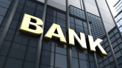 Отключение Visa и MasterСard: что делать казахстанцам, находящимся в России