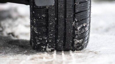 200 автомобилей застряли из-за непогоды на трассе в Павлодарской области