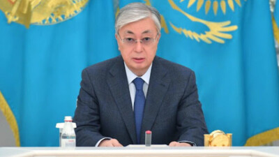 Токаев подписал закон, предусматривающий введение туристического взноса с иностранцев