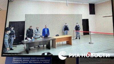 Алексея Навального признали виновным в мошенничестве и неуважении к суду