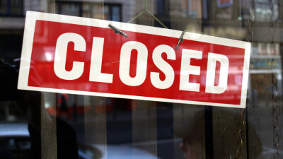 Бекшин продлил запрет на посещение ресторанов и ТРЦ в Алматы до 12 апреля