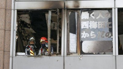 В Осаке в офисном здании произошёл крупный пожар, погибли пять человек