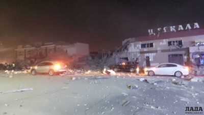 В Актау здание с кафе и СТО разрушилось в результате взрыва