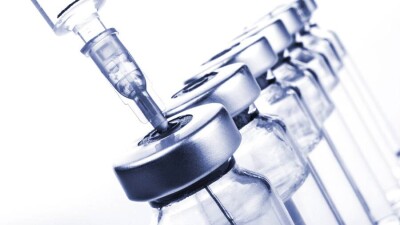 Минздрав определил размеры штрафов для руководителей, которые будут допускать к работе непривитых сотрудников