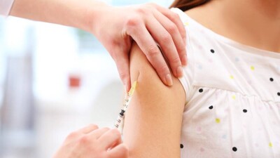 В Караганде девушке вкололи вторую дозу другой вакцины против Covid-19. Облздрав проводит расследование