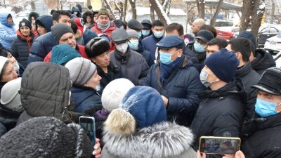 Досаев поручил провести технический аудит ветхого жилья в Алмалинском районе