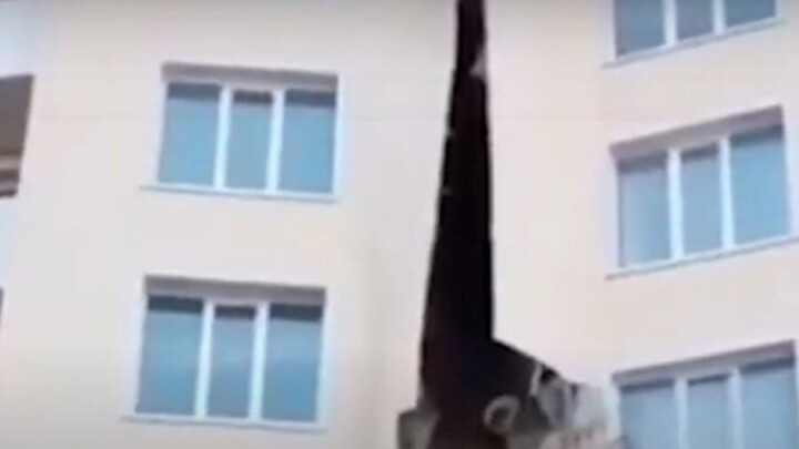 В Усть-Каменогорске на фасаде жилого девятиэтажного дома образовалась трещина