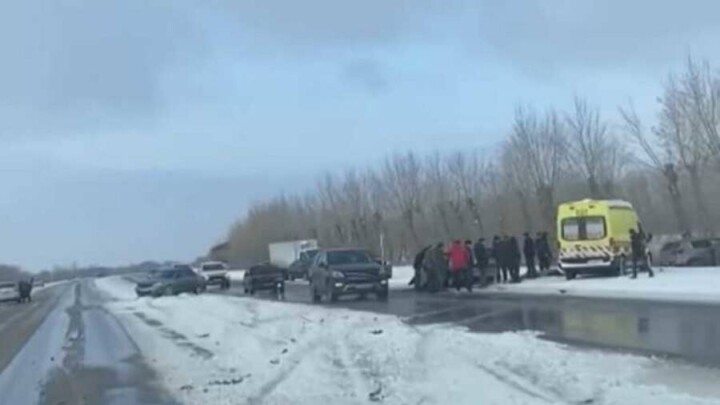 Один человек погиб и шесть пострадали в ДТП в Костанайской области