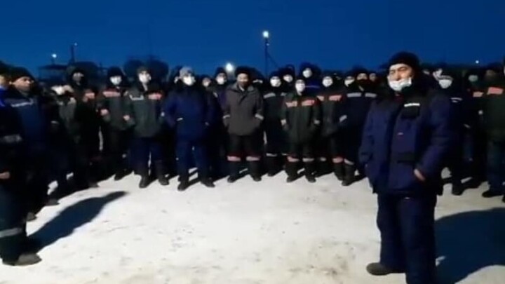 В Актюбинской области рабочие нефтяной компании "АМК Мунай" завершили забастовку. Им пересмотрят зарплаты
