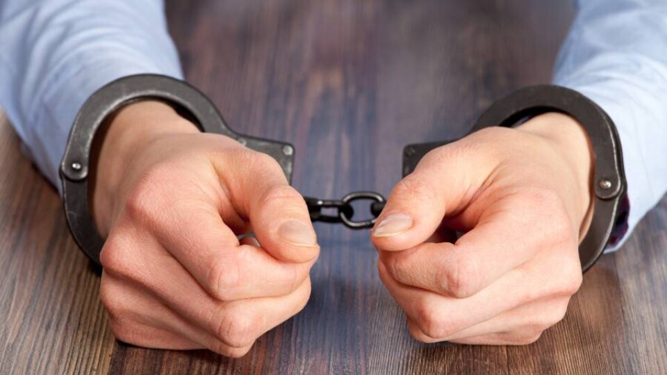 Заместителя акима Экибастуза подозревают в систематическом получении взяток