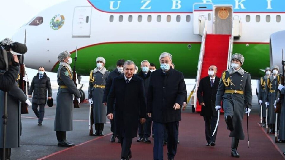 Президент Узбекистана прибыл в Нур-Султан