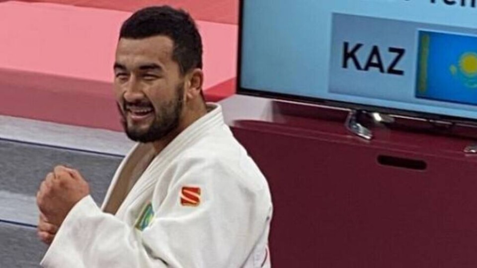 Казахстанский дзюдоист Даулет Темиржан выиграл "серебро" Паралимпиады