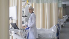 Алакөлге дельтаплан құлады: зардап шеккендердің жағдайы белгілі болды
