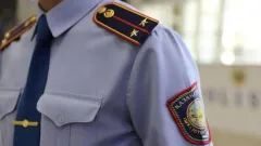 Алматыда пышақ кезеп, қоғамдық көлік жүргізушісін қорқытқан бұзақы қолға түсті