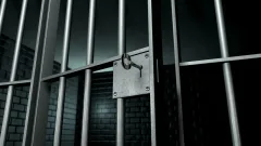 Мәжіліс рақымшылық туралы заңды қабылдады: мыңдаған адам түрмеден босап шығады