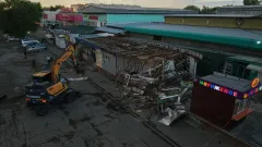 Алматыда "Арыстан" базарын бұзу жұмыстары басталды