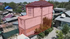 Алматыда заңсыз салынған үш қабатты тұрғын үй бұзылды