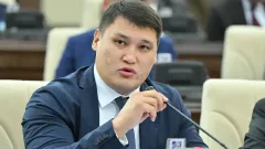 "Ернар Жиембайды үш рет қана көрдім". Руслан Берденов сотта онлайн жауап берді