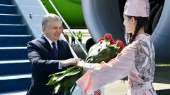 Өзбекстан президенті Шавкат Мирзиеев Қазақстанға келді