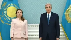 "Тіл адамдарды біріктіруге қызмет етуге тиіс". Тоқаев Наталья Бочарованы қабылдады
