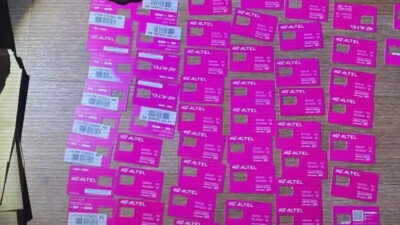 Шығыс Қазақстан облысында 500-ге жуық sim-картаны сақтаған үш адам ұсталды