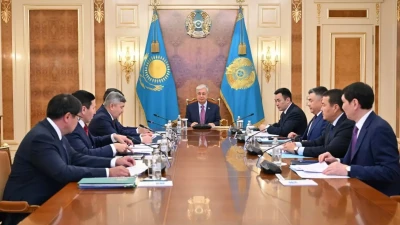 Тоқаев Ақордаға Бектенов бастаған бір топ шенеунікті жинады