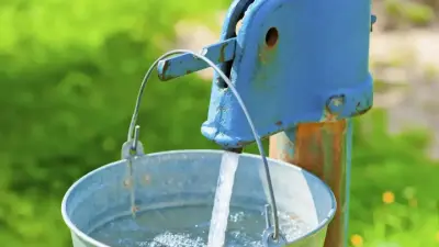 Алматы іргесіндегі Байсерке халқы ауыз суды даладан тасып ішіп жүр