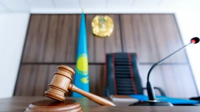 240 миллион теңге : айыппұлды төлегені туралы жалған түбіртек берген астаналық сотталды