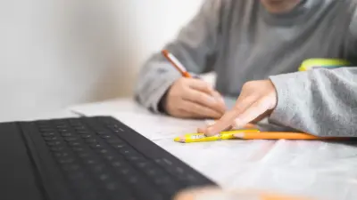 Қолайсыз ауа райына байланысты төрт өңірде оқушылар қашықтан оқуға көшті