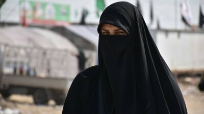 "Тұмшаланып жүруге болмайды". Қырғызстанда никаб киюге тыйым салынды