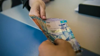 4 миллион теңге: Алматыда пара туралы хабарлаған алты азаматқа сыйақы берілді
