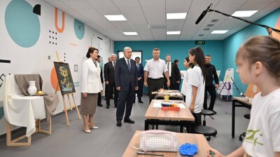 Президент Қарағандыдағы жаңа Оқушылар сарайына барды