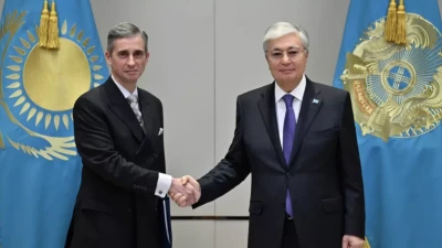 Тоқаев Луис Пальмамен Қазақстандағы сот реформасының өзекті мәселелерін талқылады